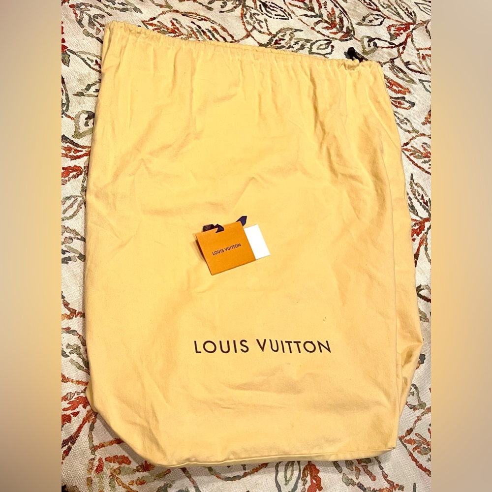 Louis Vuitton Keepal 50 Classic Monogram Duffel Bag - Picture 16 of 16